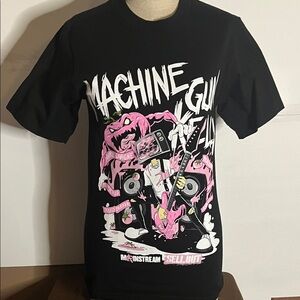 😄Machine Gun Kelly Tshirt grunge rock small tour 2022 mainstream sellout